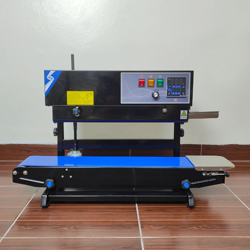 Tổng quan máy hàn miệng túi liên tục dạng đứng FRD-750E II vỏ sơn Helicom